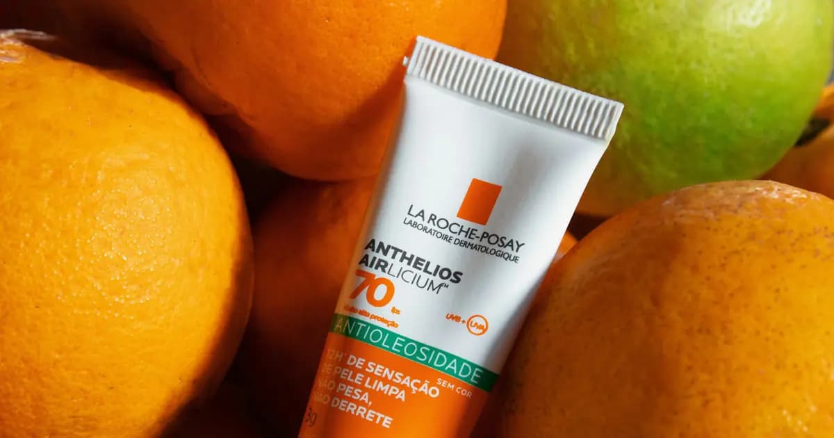 Đánh Giá La Roche-Posay Anthelios UVMune 400 2026: Đáng Mua Không?